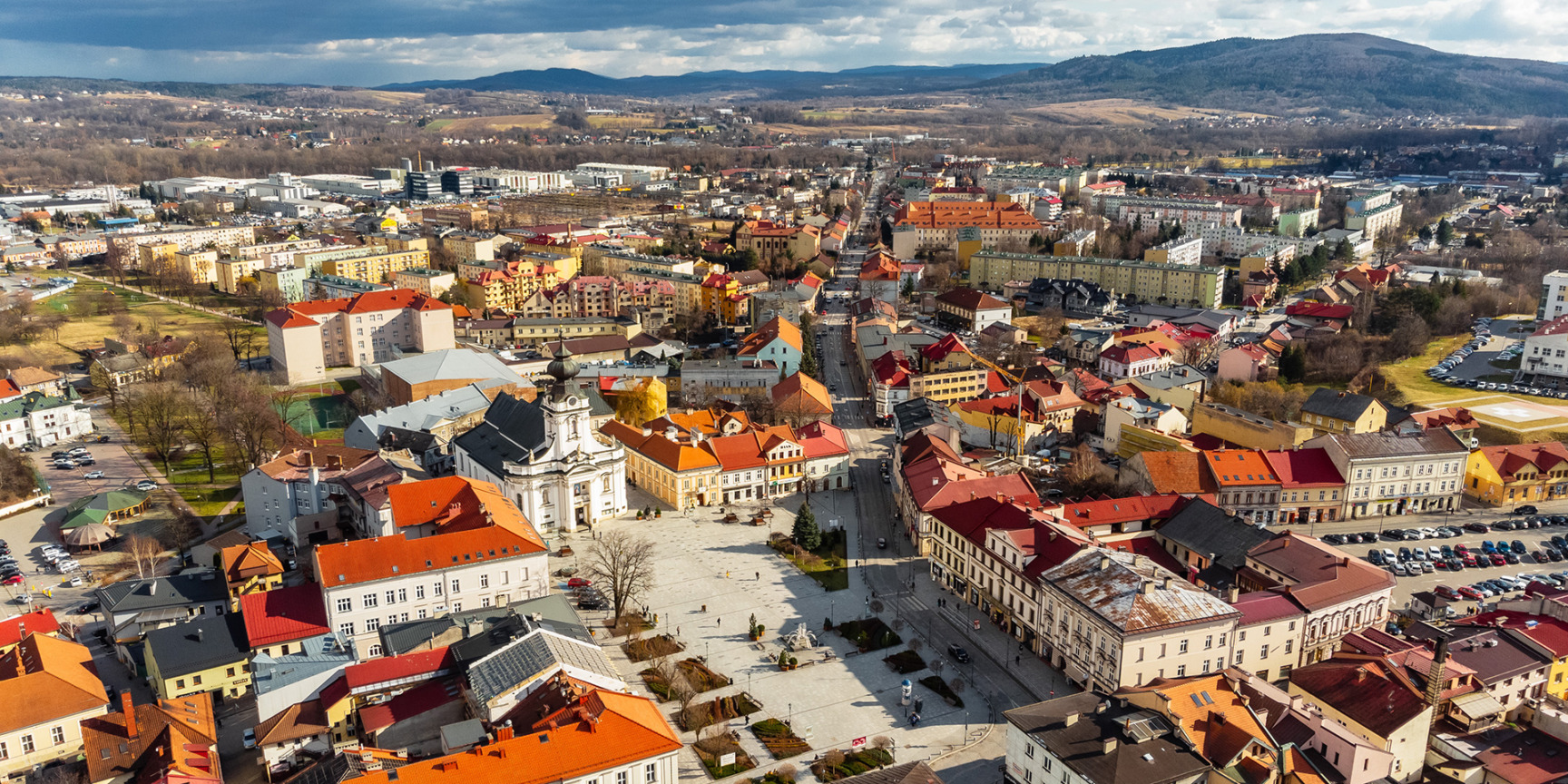 Widok z lotu ptaka na Wadowice - elektroniczne bilety komunikacji miejskiej - mobilet.pl zamiast biletomatów