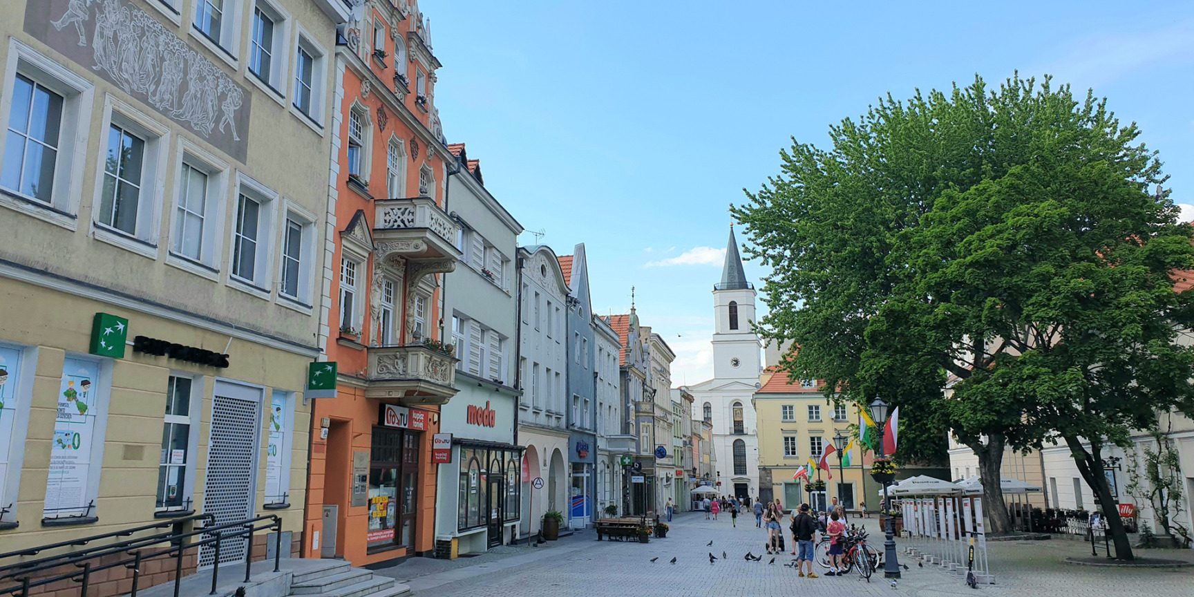 Starówka w Zielonej Górze - elektroniczne bilety komunikacji miejskiej i strefa płatnego parkowania - mobilet.pl zamiast parkometrów i biletomatów