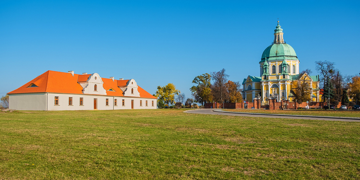 Bazylika Świętogórska Gostyń - strefa płatnego parkowania - mobilet.pl zamiast parkometrów