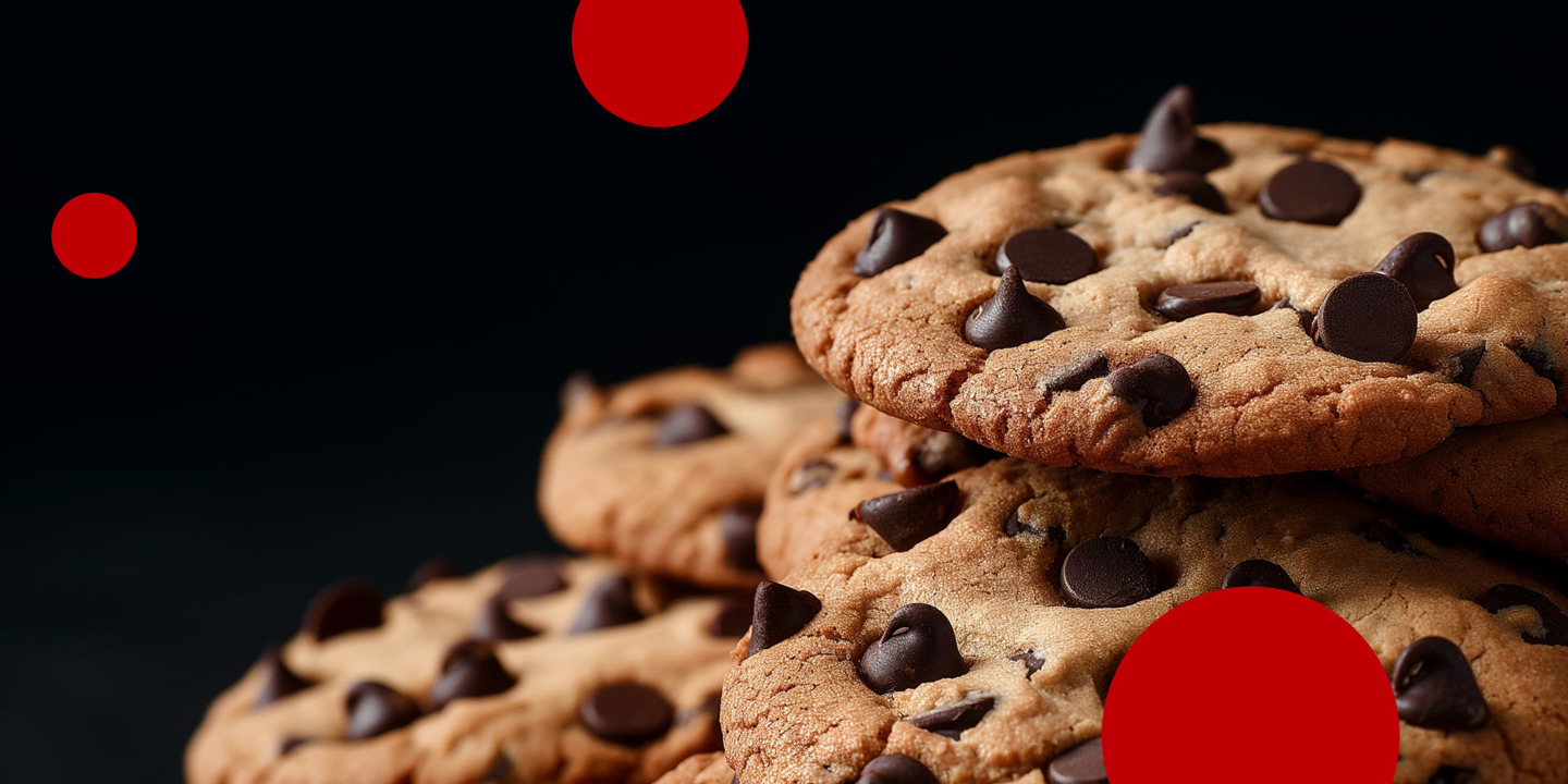Zbliżenie na ciasteczka symbolizujące politykę cookies Mobiletu.